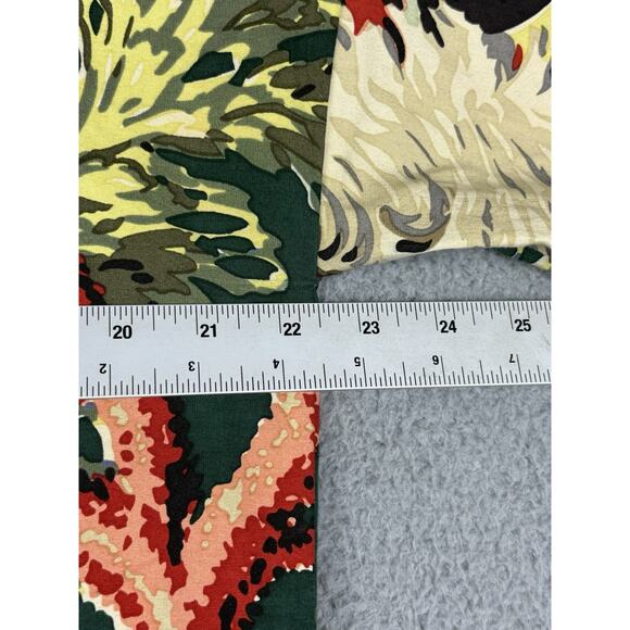 Nikki Chasin Top Women’s Small Multicolor 100% Silk Coral Sea Shells Stars Artsy - Picture 8 of 9